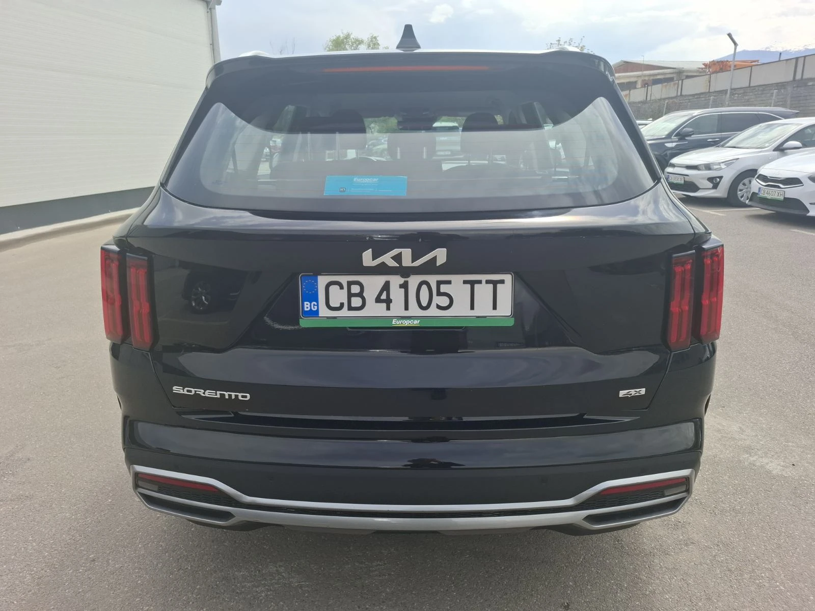 Kia Sorento 2.2 crdi 4x4 Гаранция, снимка 5 - Автомобили и джипове - 54713307