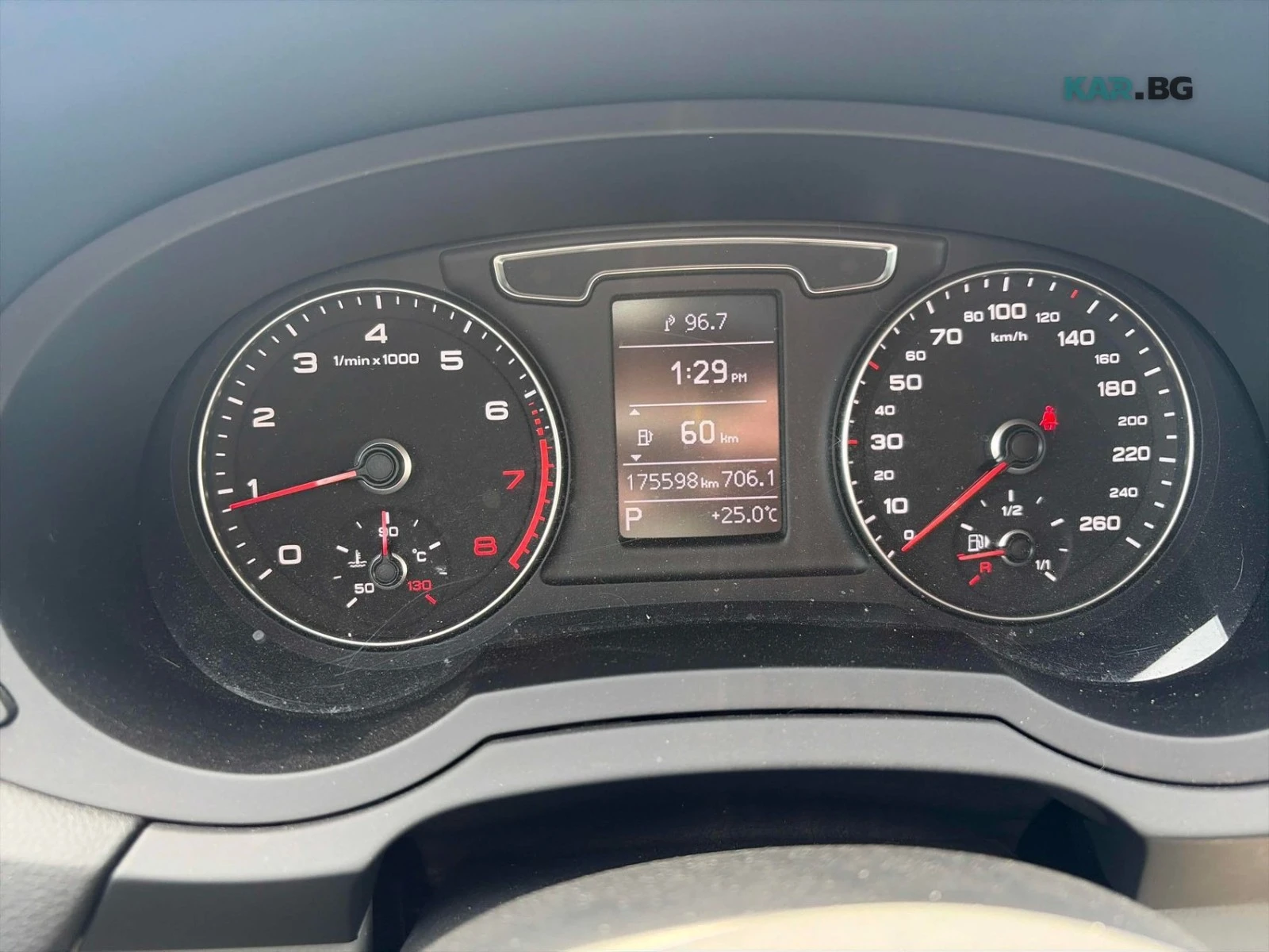 Audi Q3 KEYLESS * FWD * АвтоКредит * (ЦЕНА ДО БГ), снимка 8 - Автомобили и джипове - 55051137