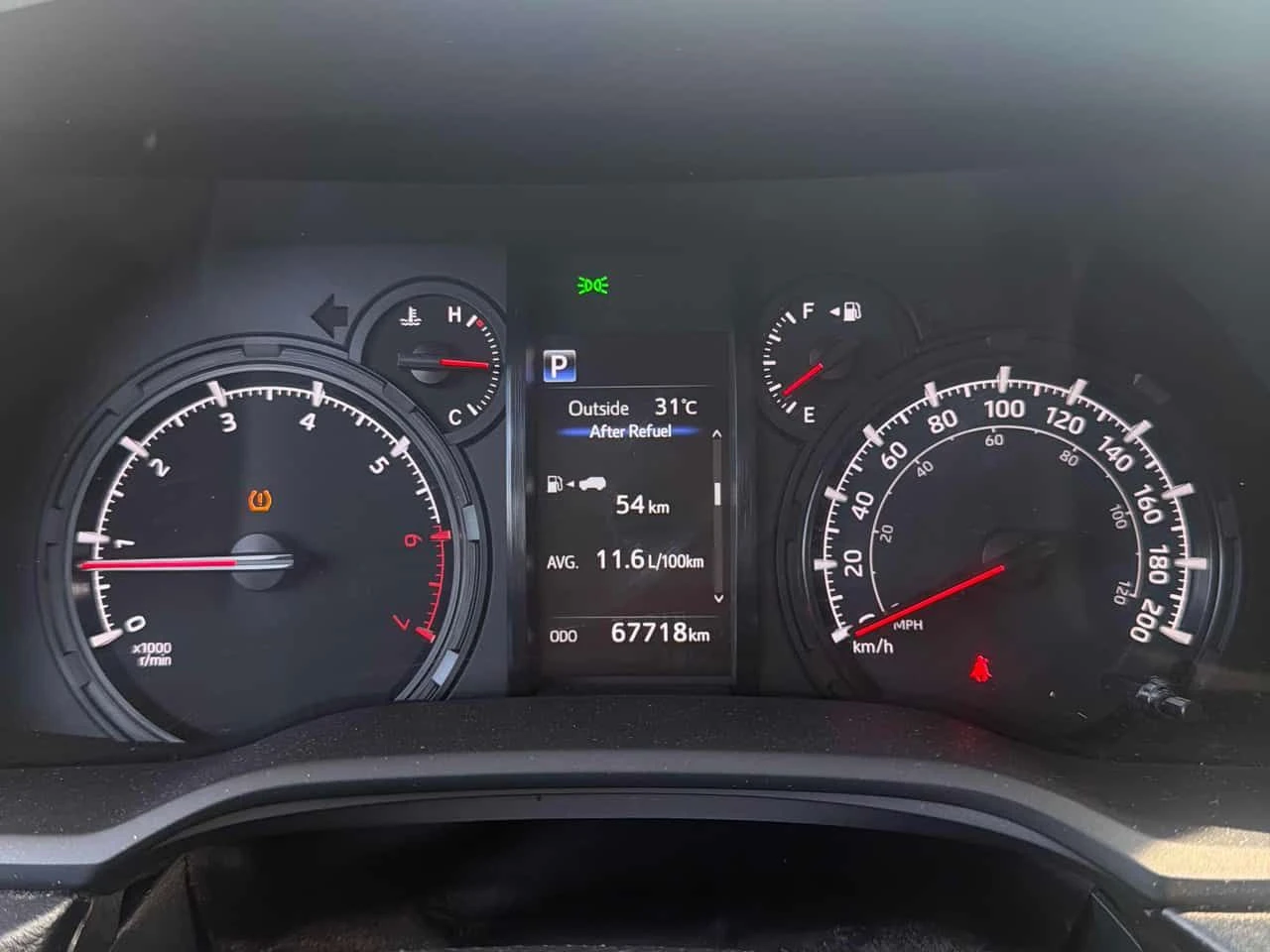 Toyota 4runner * 4WD * CARFAX * ОПЦИЯ ЗА ФИНАНСИРАНЕ, снимка 8 - Автомобили и джипове - 55199563
