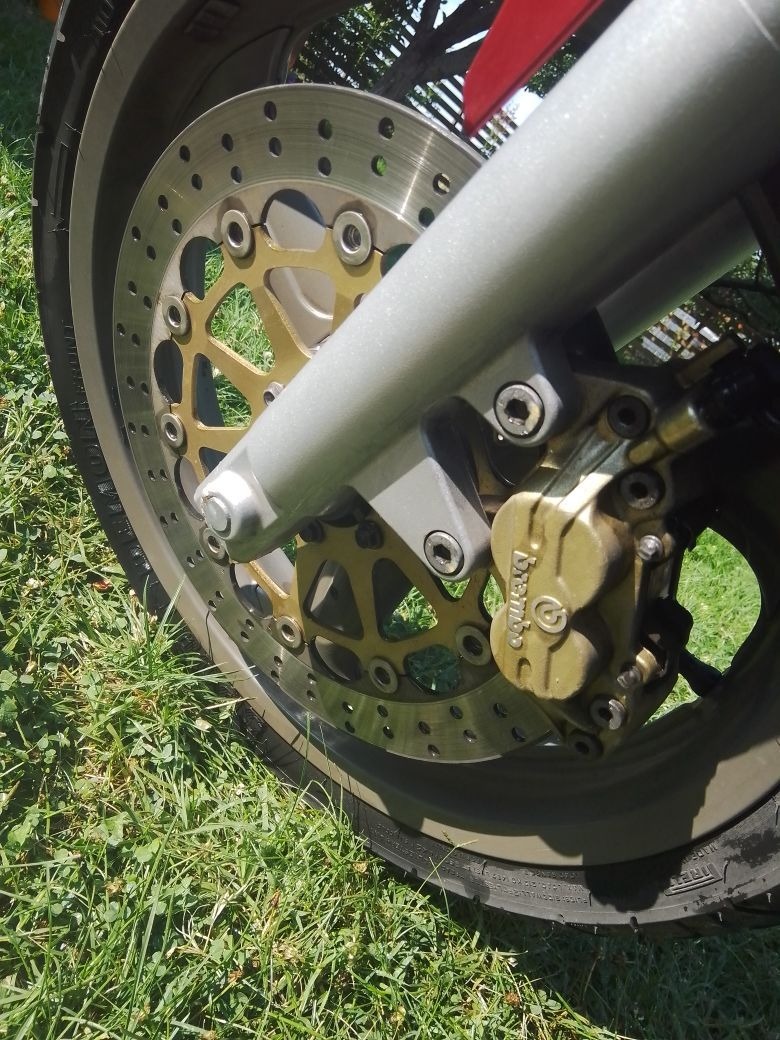 Moto Guzzi 750 Breva, снимка 4 - Мотоциклети и мототехника - 44708174