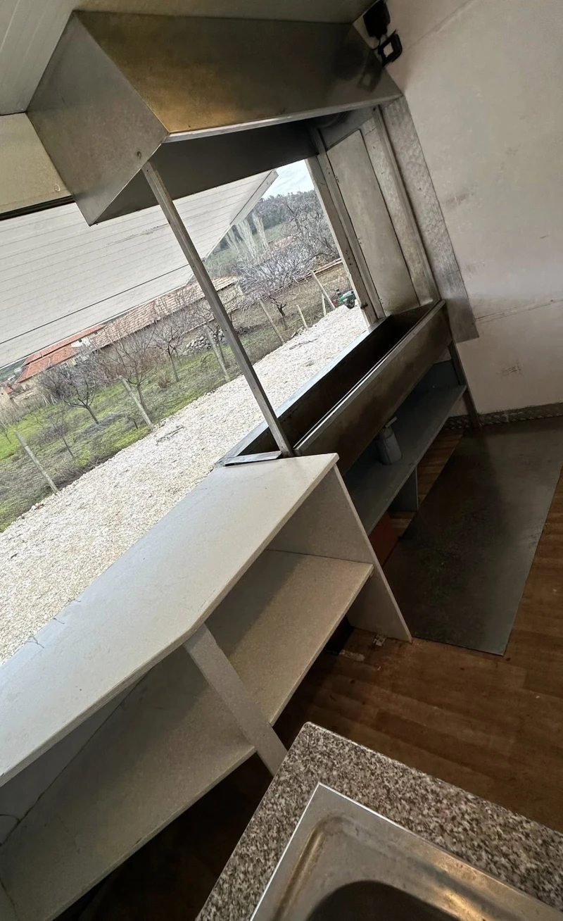 Каравана Други Каравана за бързо хранене, снимка 4 - Каравани и кемпери - 53354439