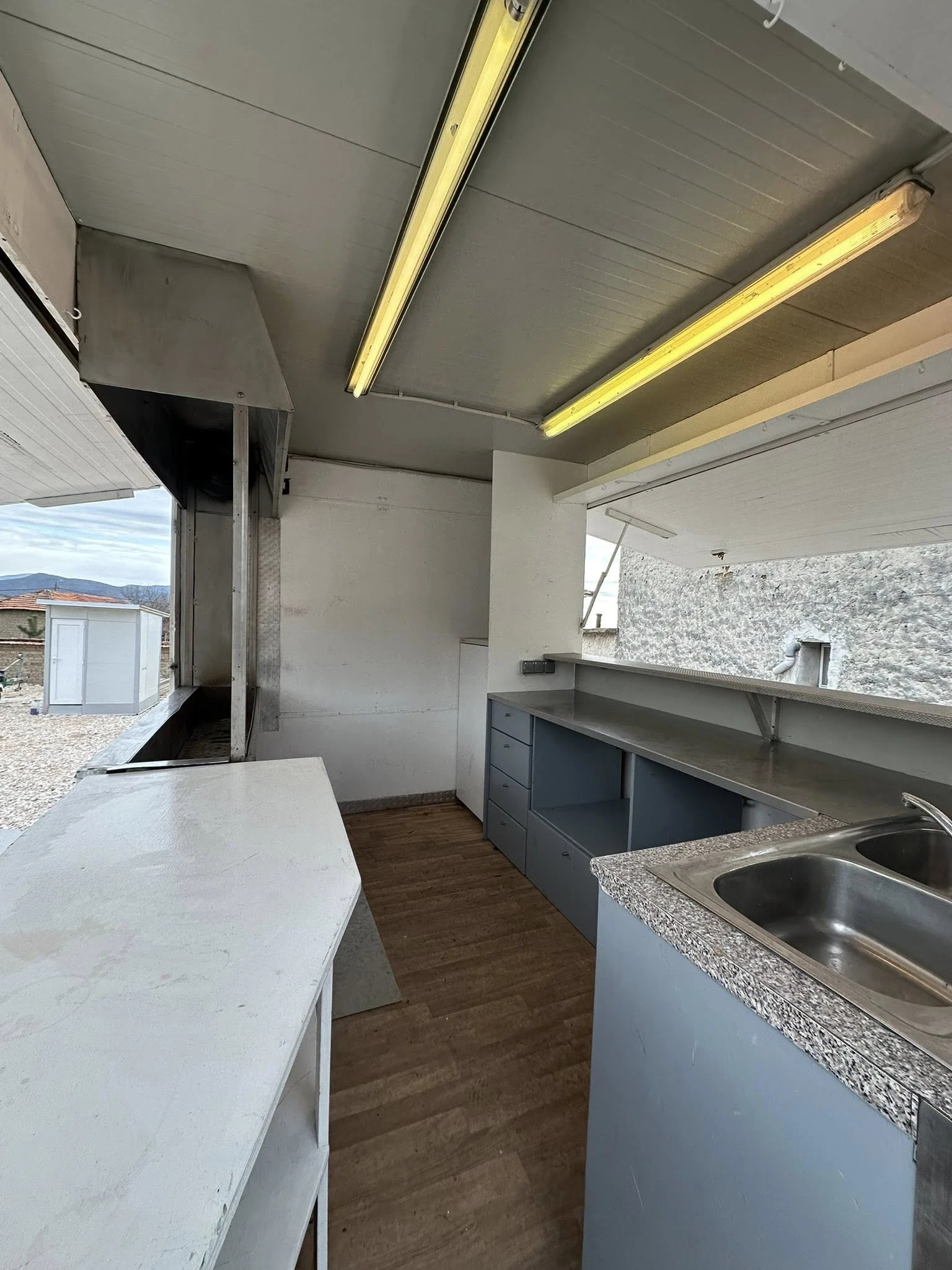 �������� �������� �� ����� ������� | Mobile.bg � ����������� 13