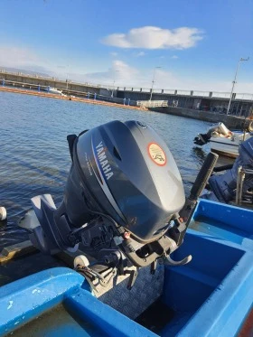 Лодка Yamaha, снимка 3