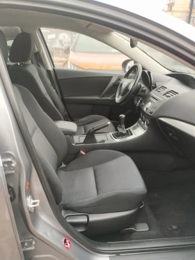 Mazda 3 1.6 бензин комфорт , снимка 11