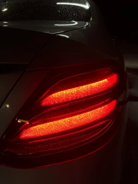 Mercedes-Benz E 350 d AMG Line Обдухване Масаж, снимка 17
