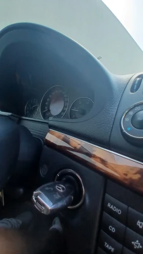 Mercedes-Benz E 220 2.2  /646 , снимка 14