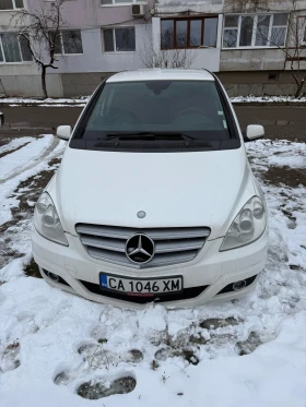     Mercedes-Benz B 180