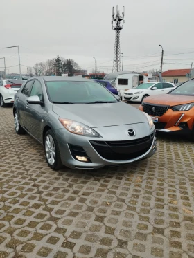 Mazda 3 1.6 бензин комфорт , снимка 2