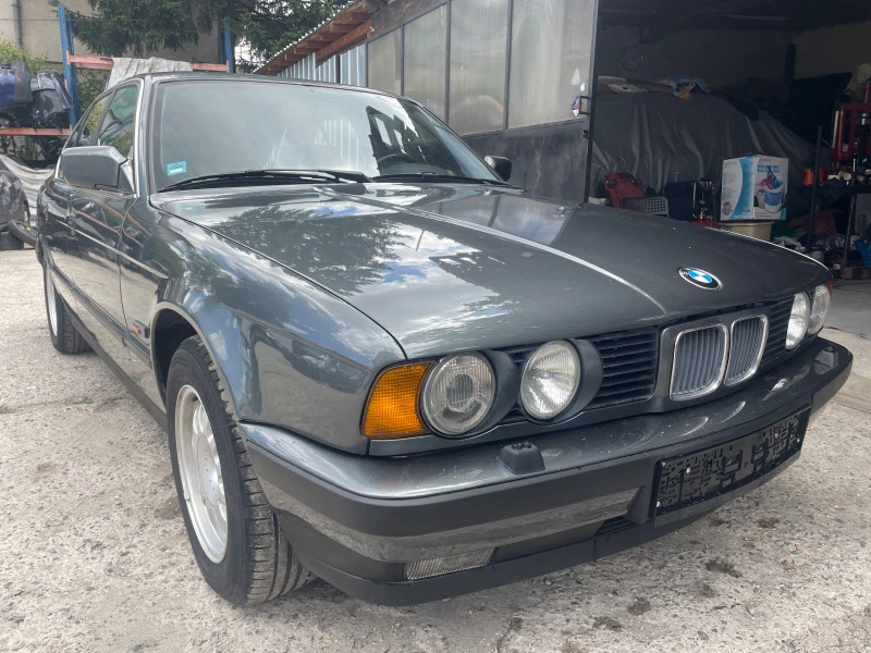 BMW 525 Уникат-Автоматик, снимка 2 - Автомобили и джипове - 46744254