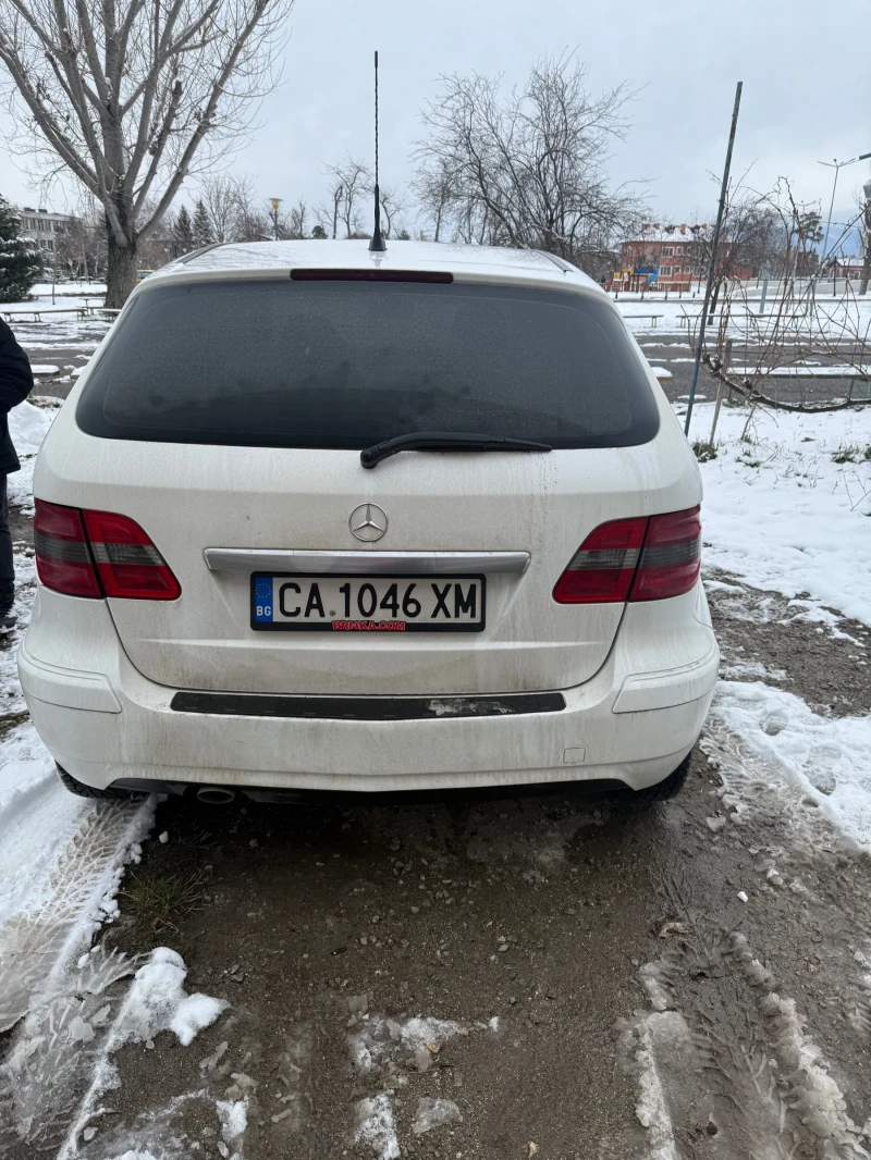 Mercedes-Benz B 180, снимка 11 - Автомобили и джипове - 48651868