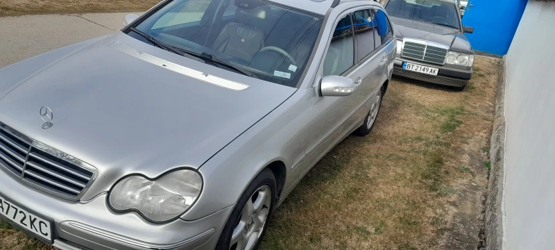 Mercedes-Benz C 200 C, снимка 3 - Автомобили и джипове - 48810632