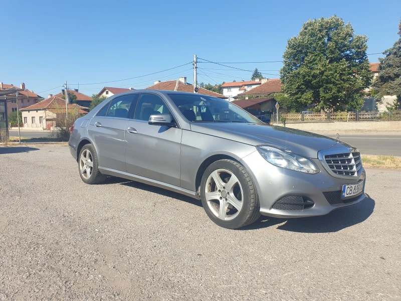 Mercedes-Benz E 220 Е 220, снимка 2 - Автомобили и джипове - 49591698