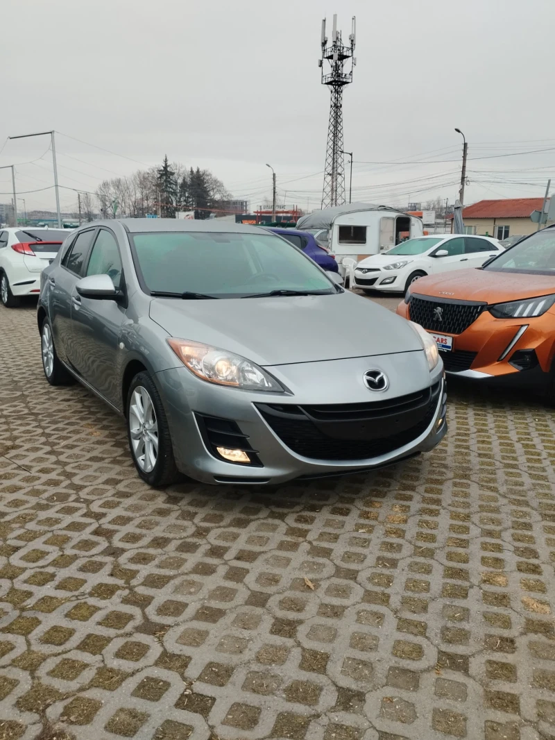 Mazda 3 1.6 бензин комфорт , снимка 2 - Автомобили и джипове - 49279964