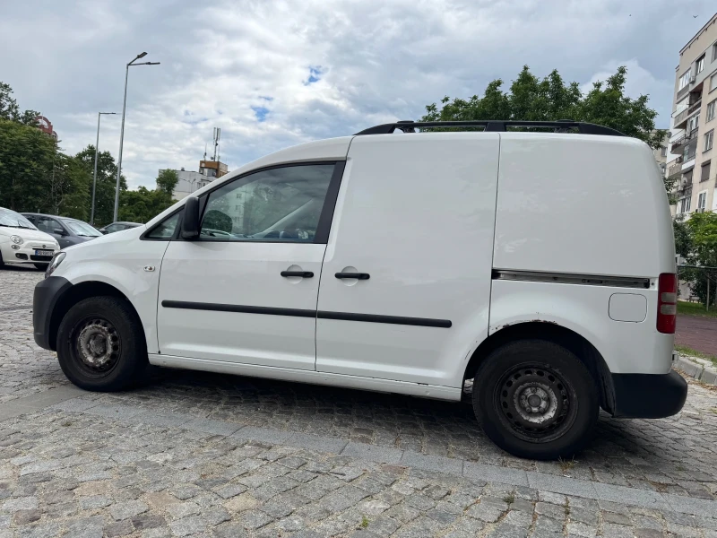 VW Caddy 1.6 TDI, снимка 4 - Автомобили и джипове - 50678800