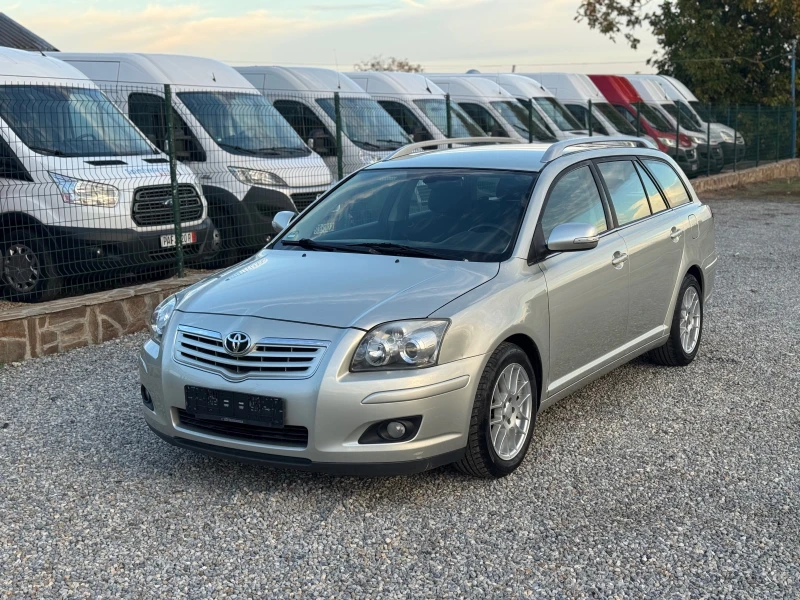 Toyota Avensis 1.8i* FACELiFT* Клима* Оригинал* Топ* , снимка 2 - Автомобили и джипове - 52281332