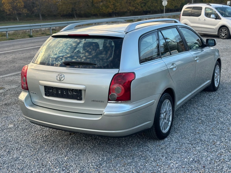 Toyota Avensis 1.8i* FACELiFT* Клима* Оригинал* Топ* , снимка 5 - Автомобили и джипове - 52281332