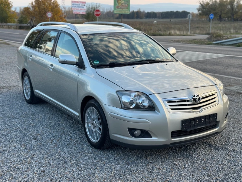 Toyota Avensis 1.8i* FACELiFT* Клима* Оригинал* Топ* , снимка 4 - Автомобили и джипове - 52281332