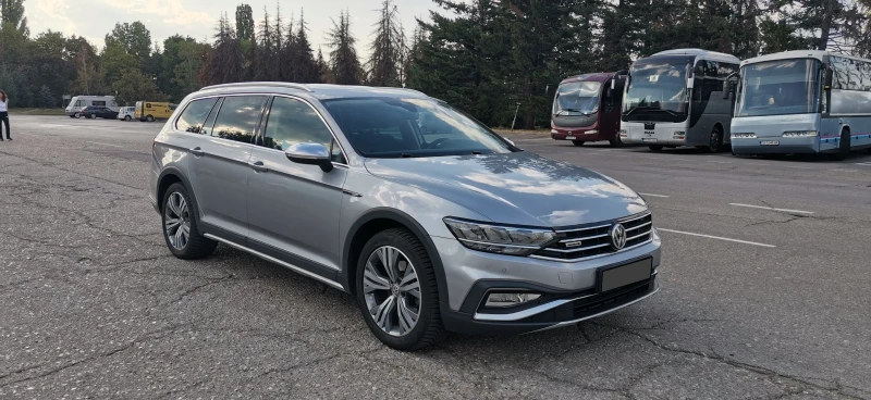 VW Passat Alltrack B8.5, пълна история, сервизиран в Porsche, снимка 3 - Автомобили и джипове - 52592375