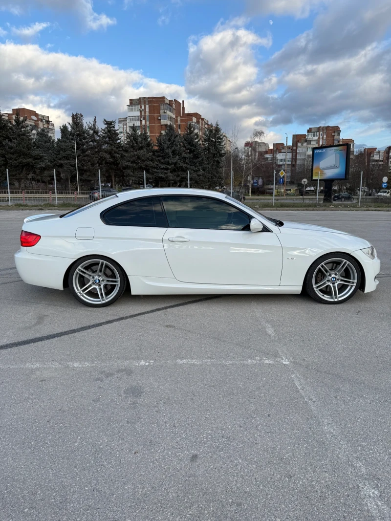 BMW 335 D 286к.с LCI, снимка 8 - Автомобили и джипове - 52938645