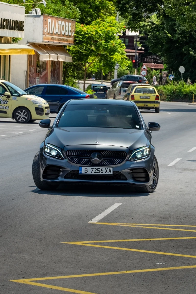 Mercedes-Benz C 220 AMG NIGHT PACK, MULTIBEAM, DIGITAL, 4MATIC, снимка 17 - Автомобили и джипове - 53181688