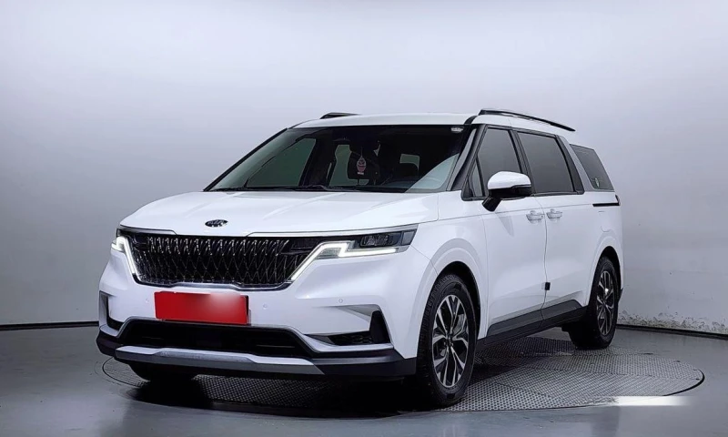 Kia Carnival - 43630 лв. / 22307.66 € - 57062680 1