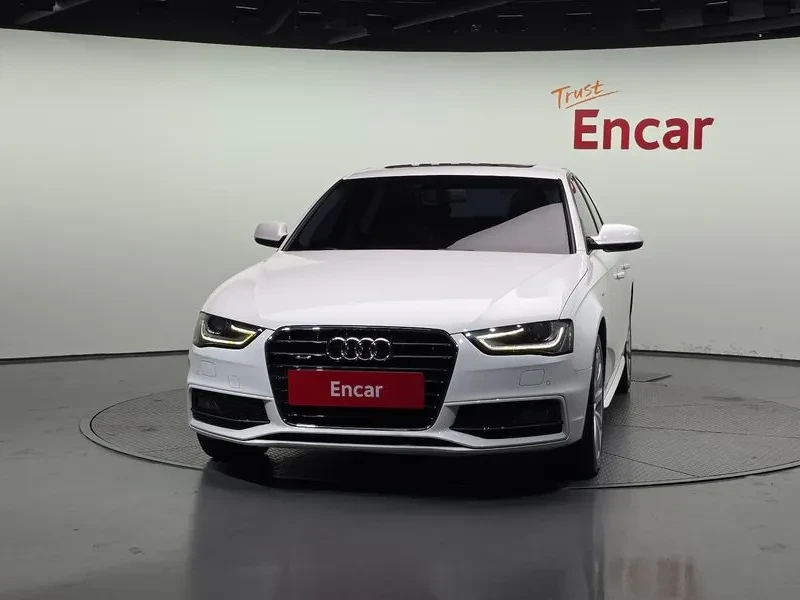 Audi A4 40TFSI QUATTRO, снимка 5 - Автомобили и джипове - 56290318