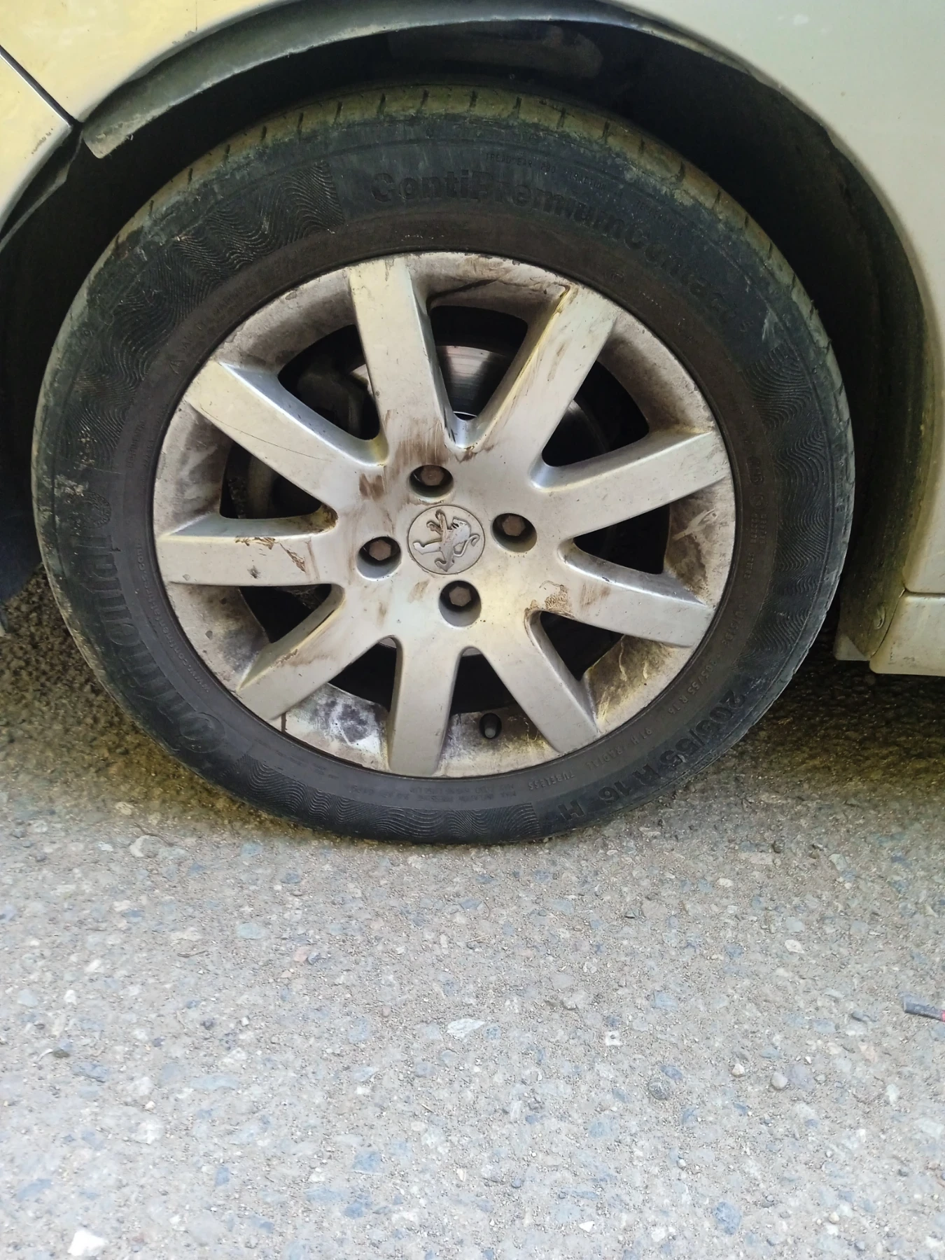 Peugeot 207, снимка 8 - Автомобили и джипове - 37049185