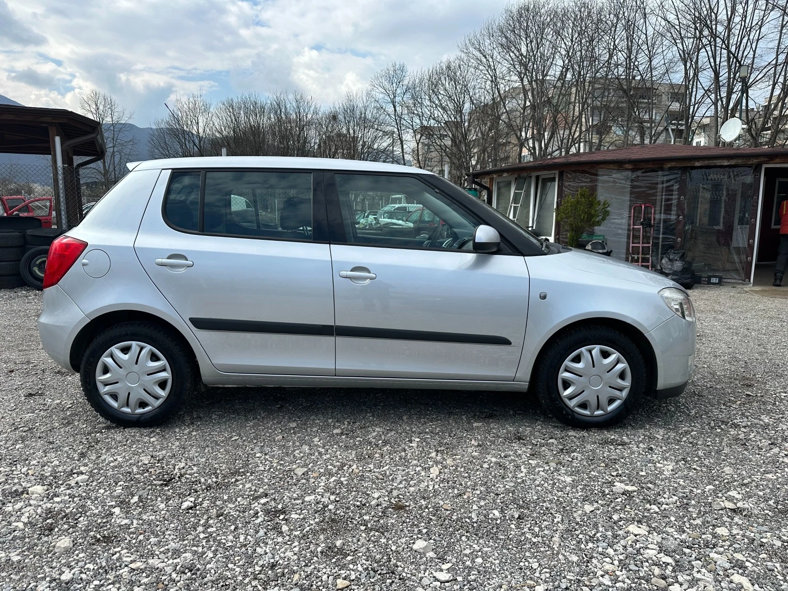 Skoda Fabia 1.4TDI 80kc FACE - изображение 2