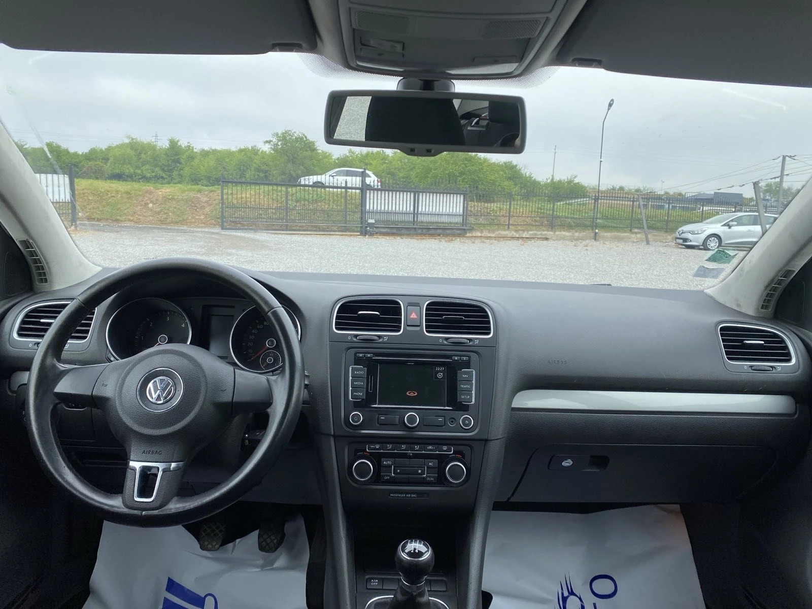 VW Golf 1.6 , Нов Внос | Mobile.bg — изображение 12