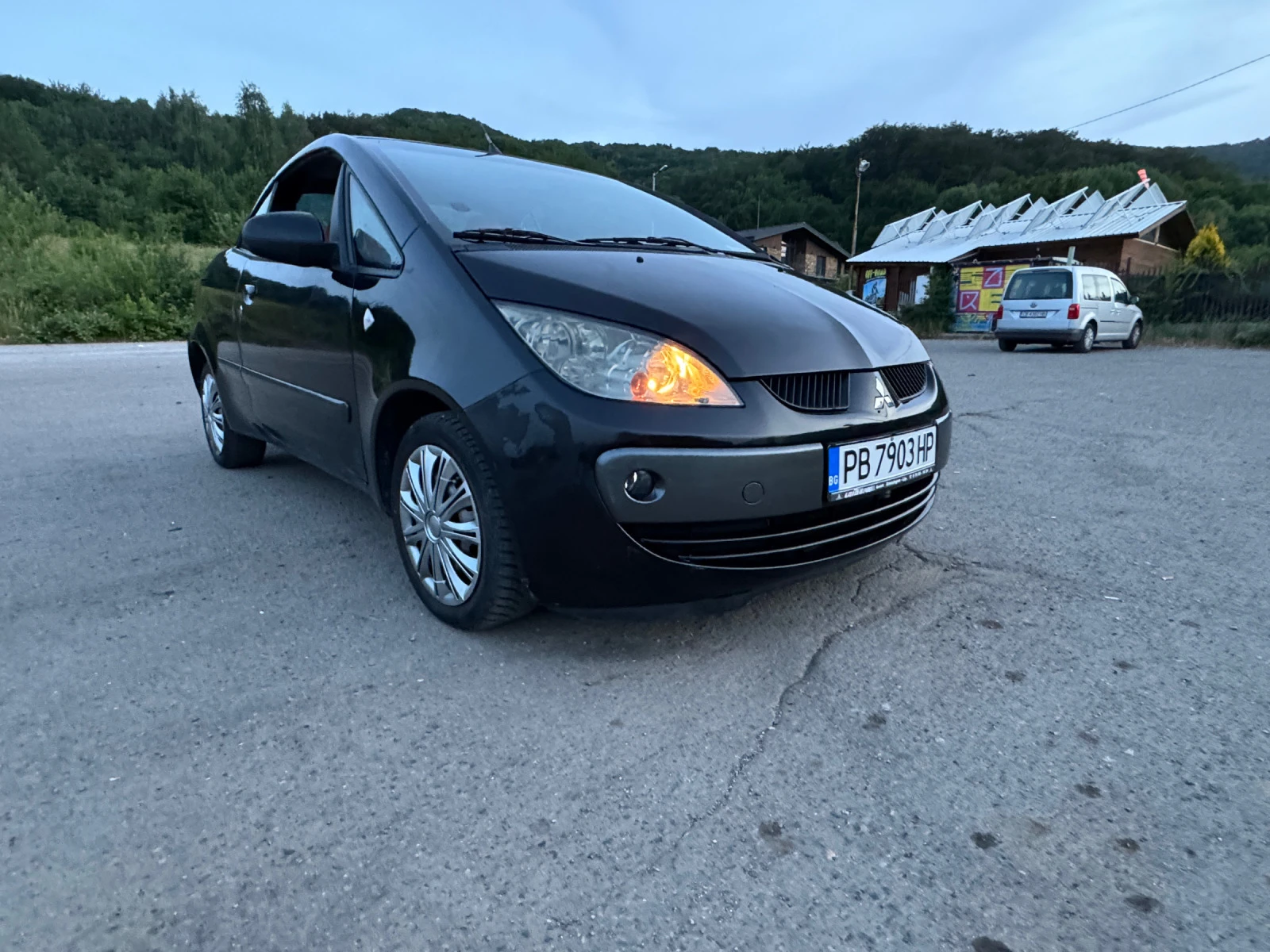 Mitsubishi Colt 1.5 - изображение 3