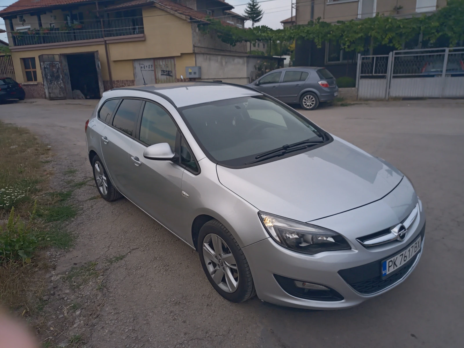 Opel Astra Sports Tourer 1.7cdti  - изображение 4