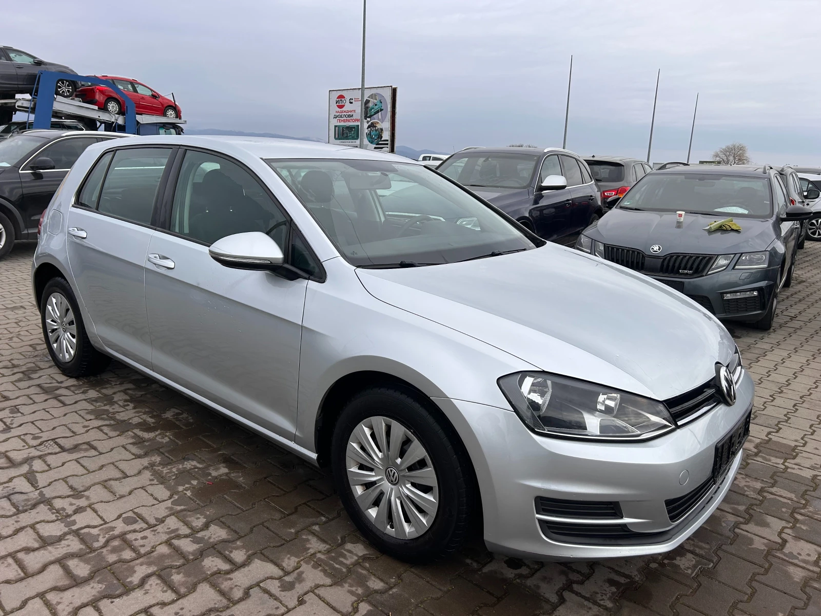 VW Golf 1.6TDI NAVI EURO 6 - изображение 4