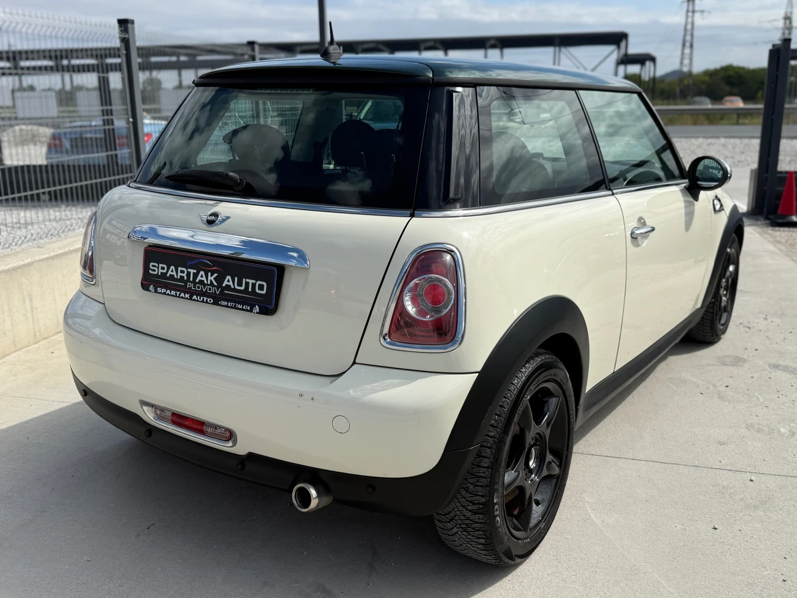 Mini D one 1.6D* 2014г* ТОП СЪСТОЯНИЕ* РЪЧКА*  - изображение 4