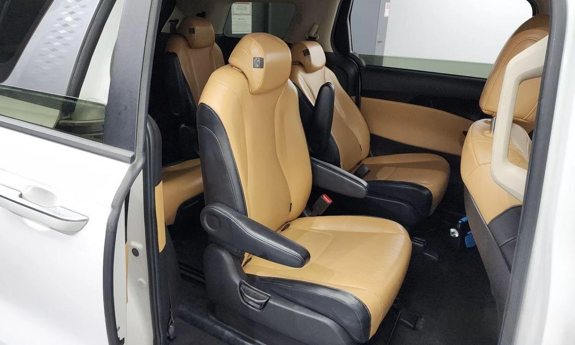 Kia Carnival | Mobile.bg   12