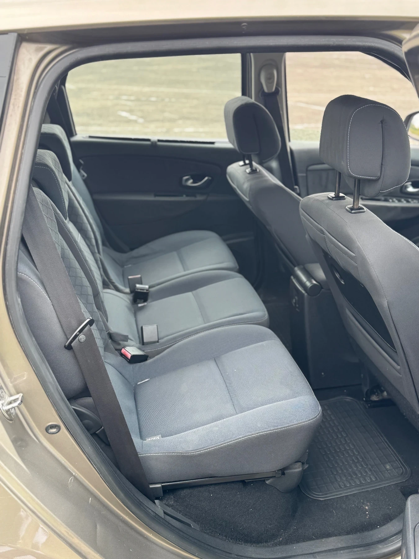 Renault Scenic  - изображение 8