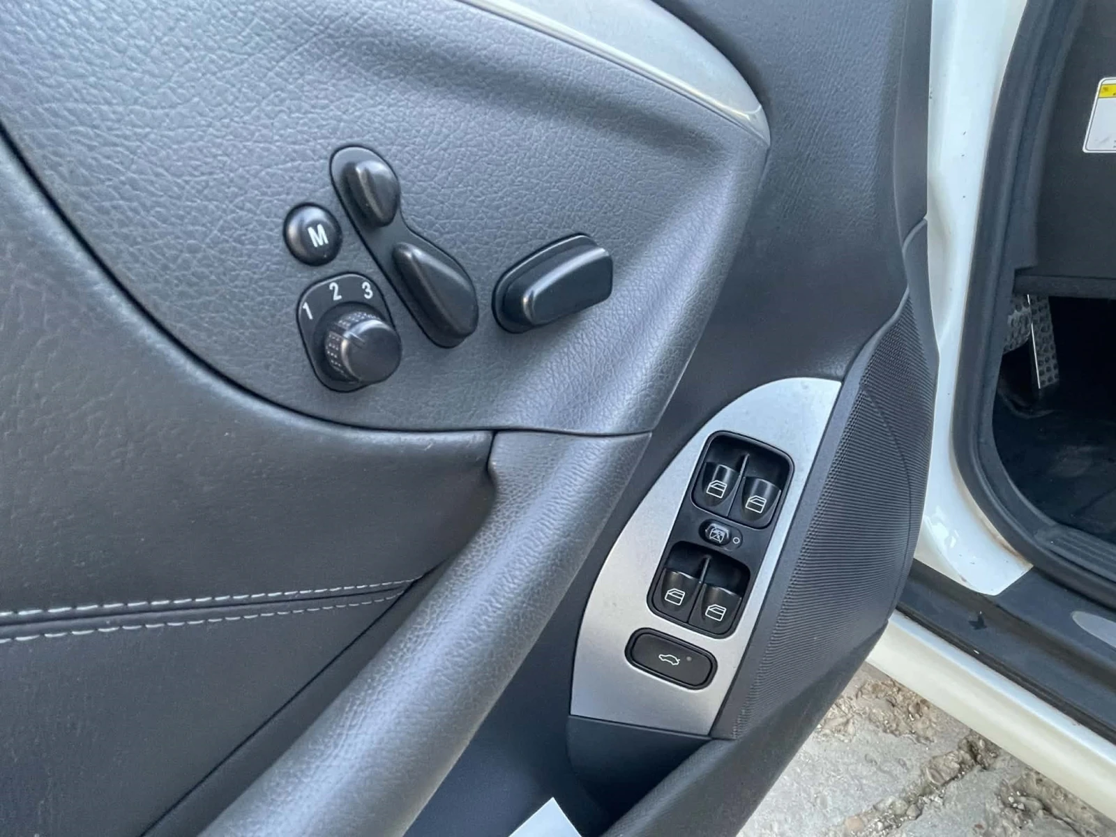 Mercedes-Benz CLK 55 AMG Cabrio White Design Full | Mobile.bg � ����������� 15