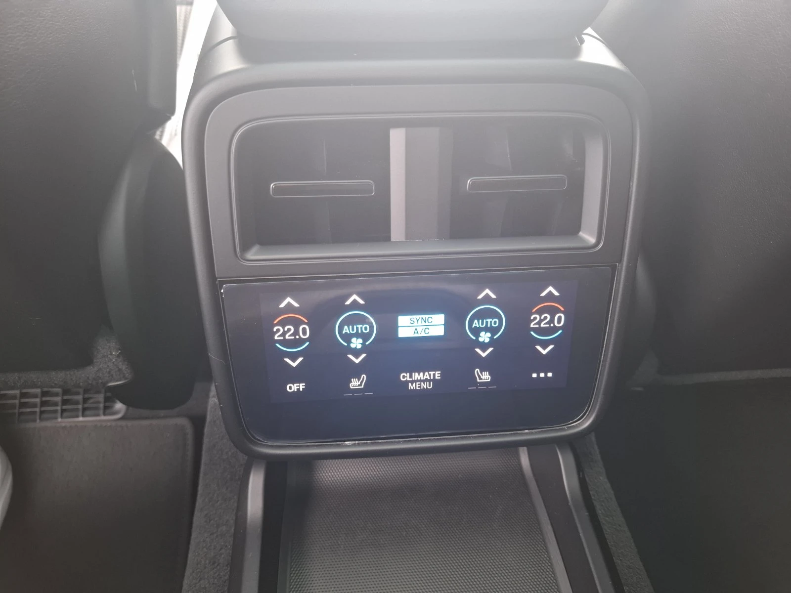 Porsche Taycan Turbo 4x4 93.4 Kwh - изображение 8