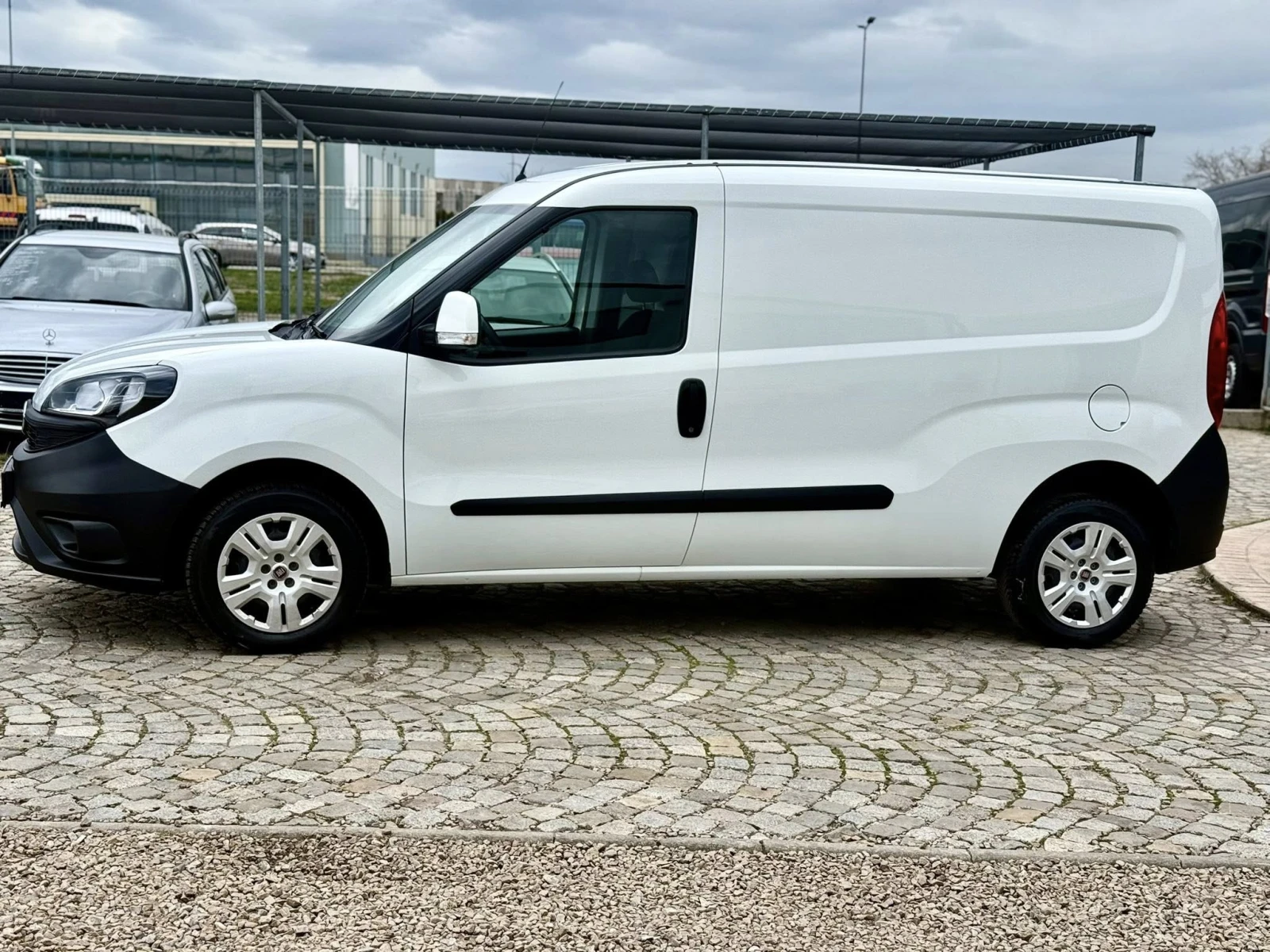 Fiat Doblo 1.3 MAXI, снимка 2 - Автомобили и джипове - 53926721