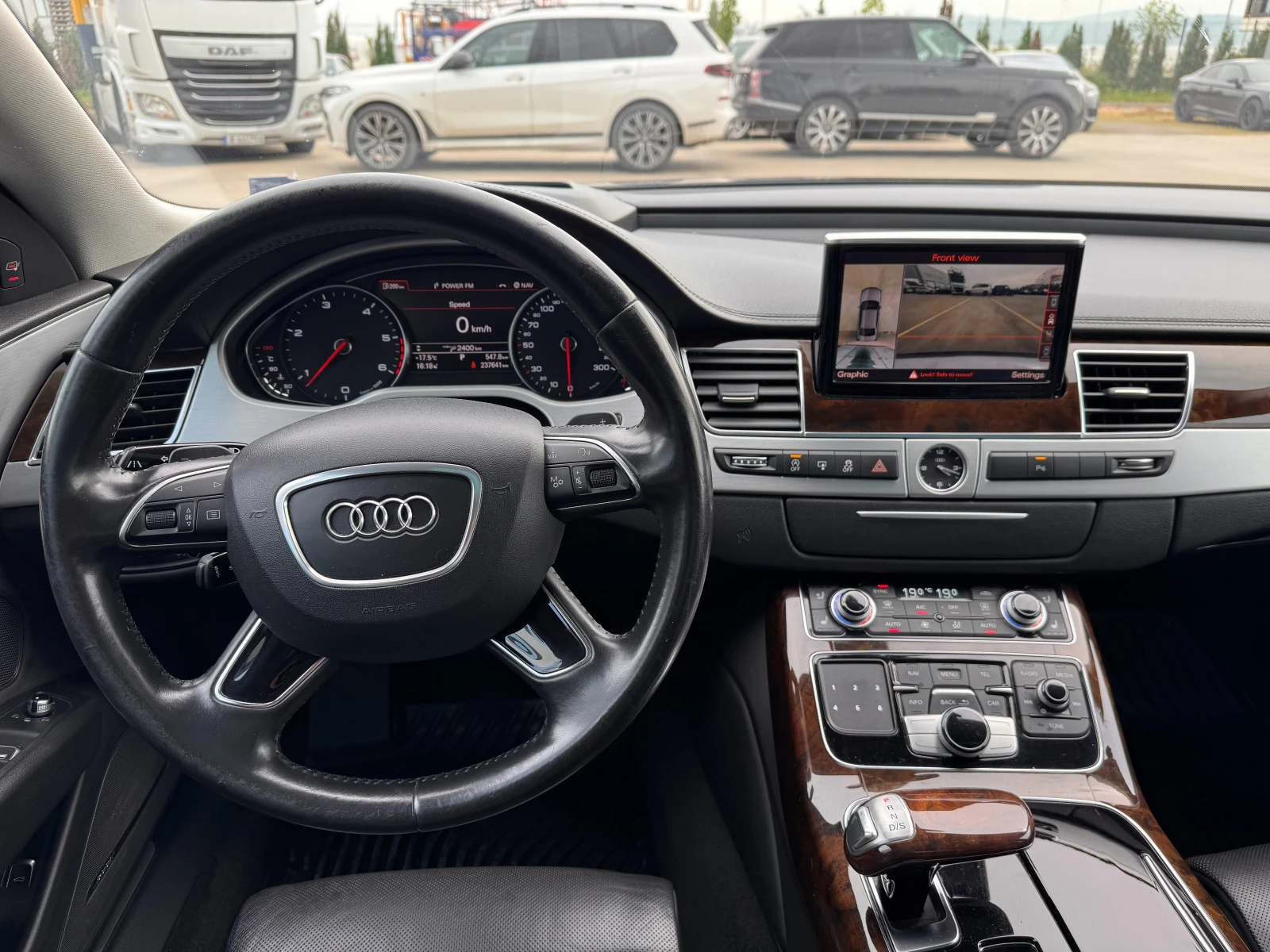 Audi A8 / Facelift / Matrix / 360 / Bose / HUD / , снимка 11 - Автомобили и джипове - 54477505