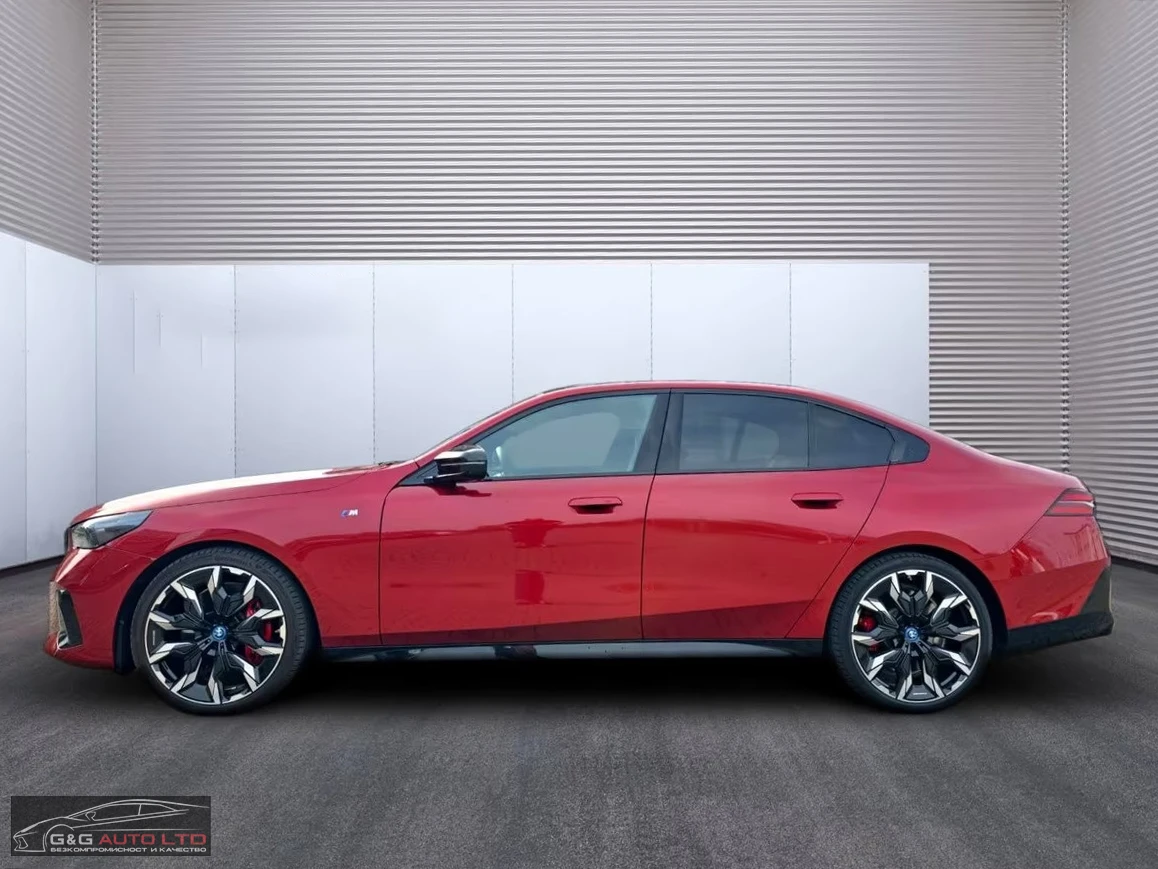 BMW i5 M60/601HP/xDRIVE/SPORT-PRO/360/B&O/PANO/HUD/487z, снимка 3 - Автомобили и джипове - 54915037