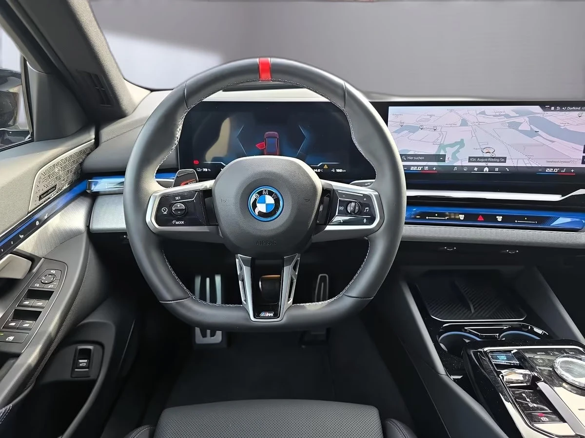 BMW i5 M60/601HP/xDRIVE/SPORT-PRO/360/B&O/PANO/HUD/487z, снимка 8 - Автомобили и джипове - 54915037