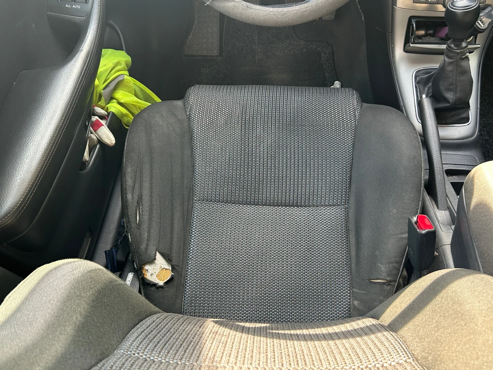 Toyota Avensis, снимка 9 - Автомобили и джипове - 55316725