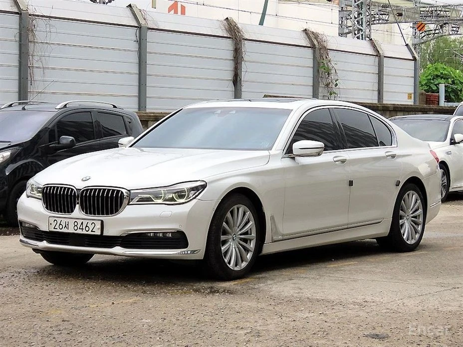 BMW 730