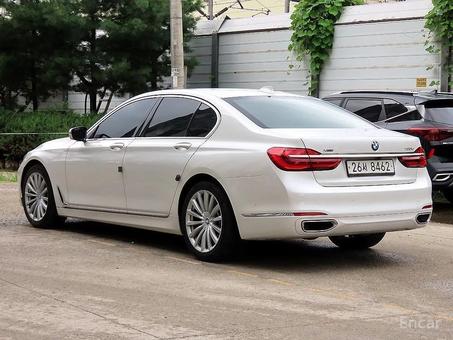 BMW 730, снимка 2 - Автомобили и джипове - 55510200