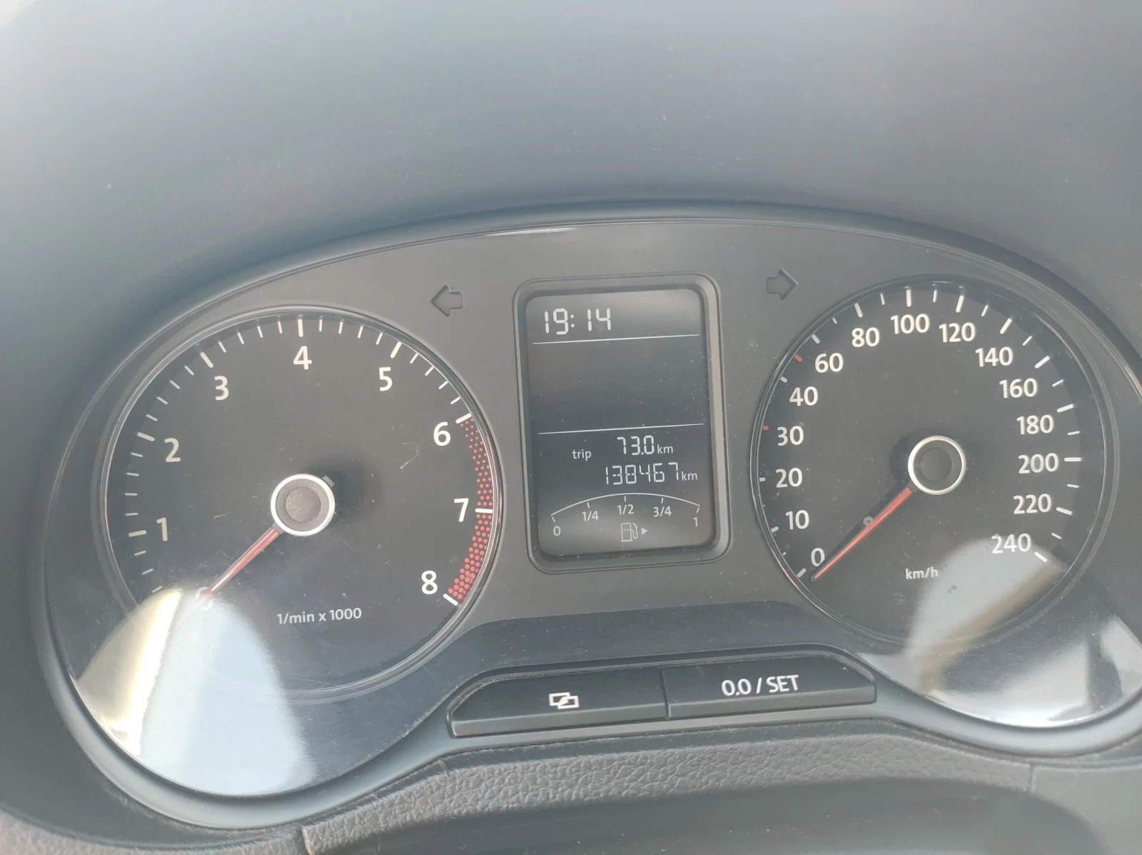 VW Polo Fly 1.2, снимка 13 - Автомобили и джипове - 55676114