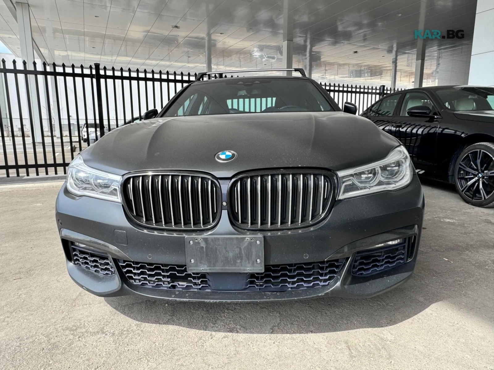 BMW 750 INDIVIDUAL ЦЕНА ДО БЪЛГАРИЯ АВТОКРЕДИТ, снимка 2 - Автомобили и джипове - 55965915