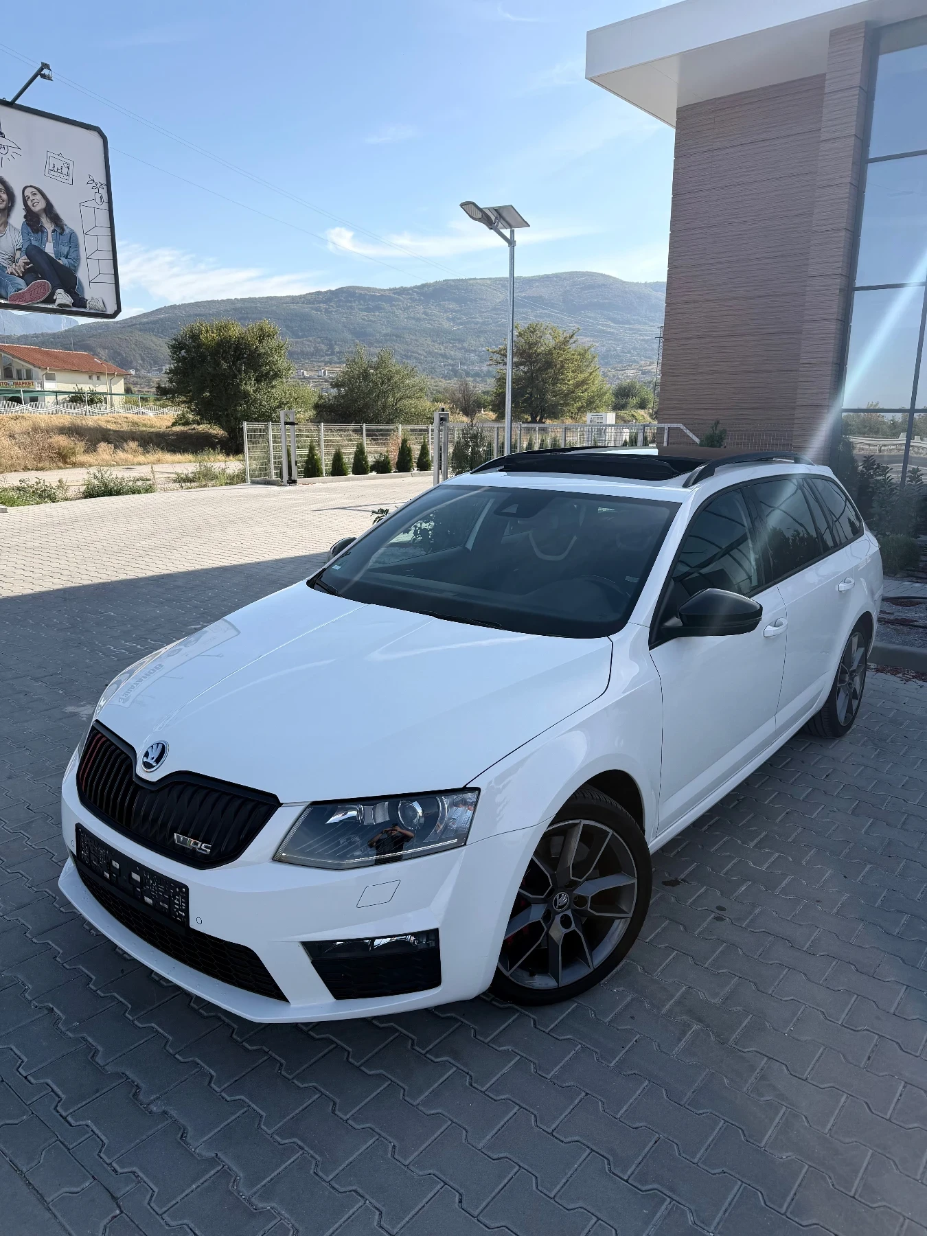 Skoda Octavia 2.0TDI VRS DSG Сервизна история фул