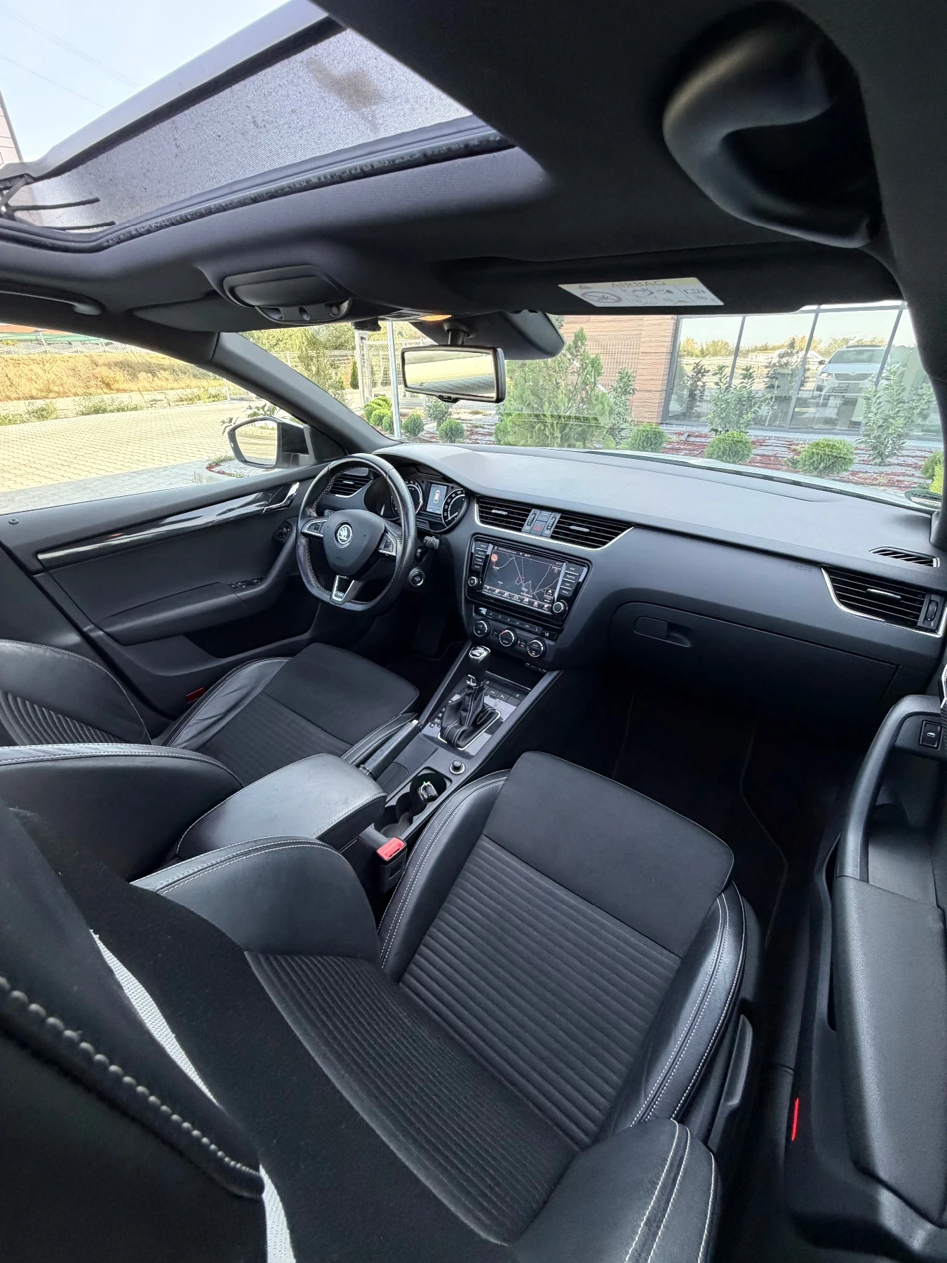 Skoda Octavia 2.0TDI VRS DSG �������� ������� ��� | Mobile.bg � ����������� 10