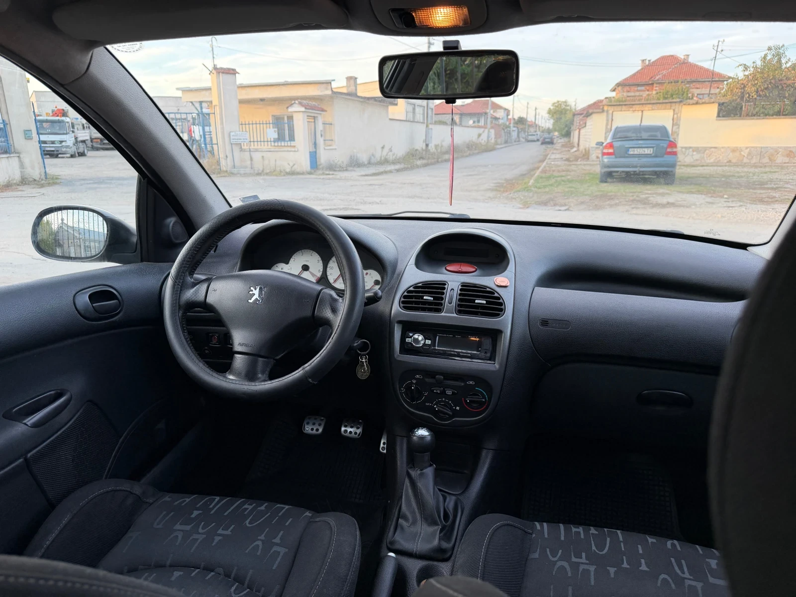 Peugeot 206, снимка 11 - Автомобили и джипове - 56584017