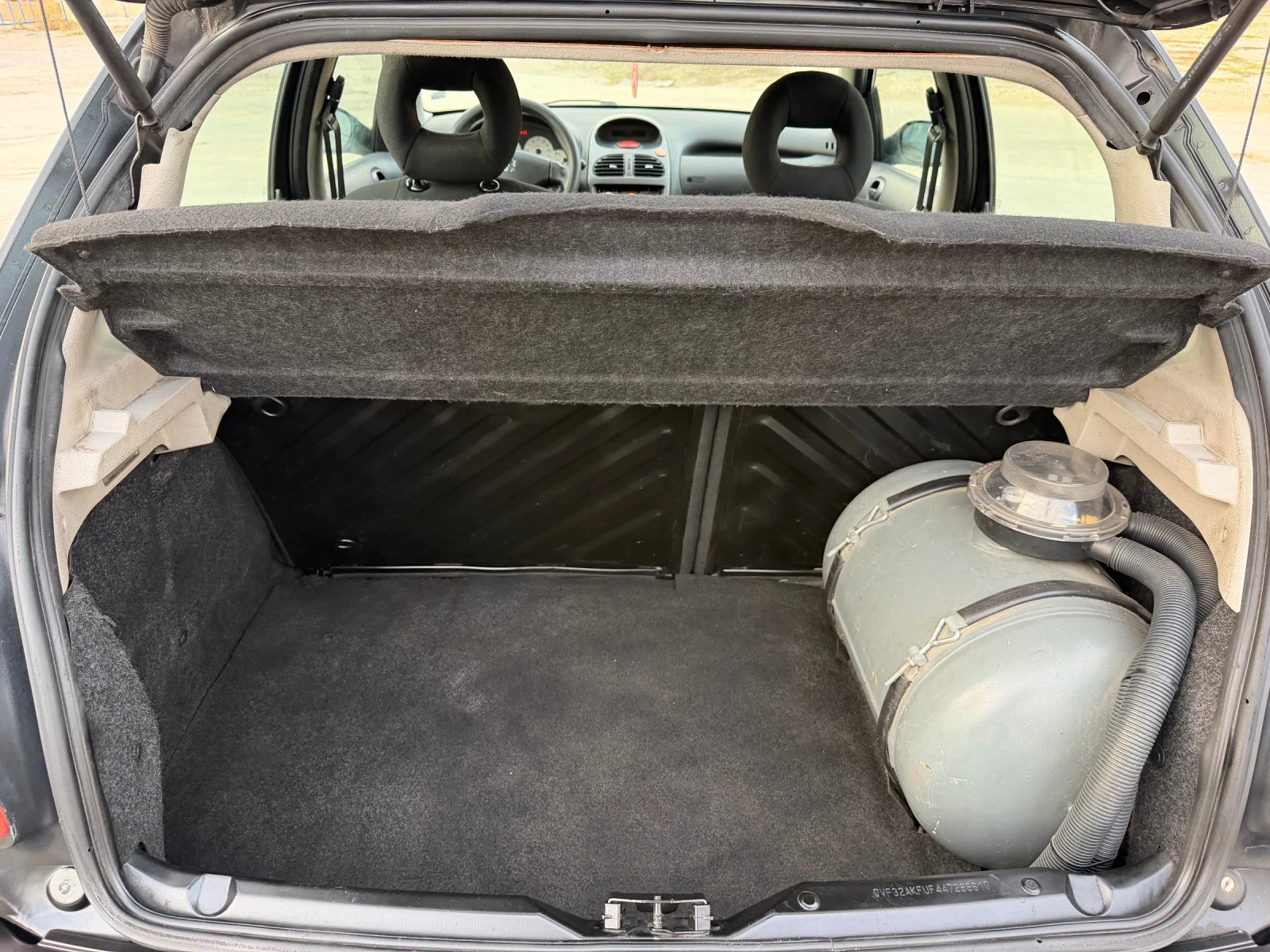 Peugeot 206, снимка 12 - Автомобили и джипове - 56584017